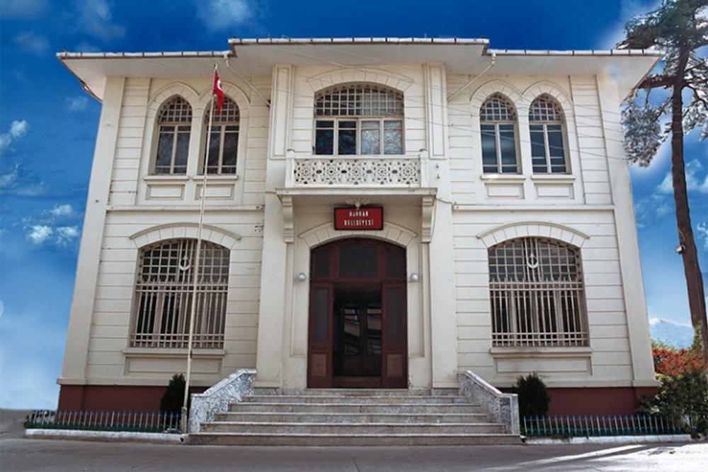havran-tarihi-belediye-konagi (1)